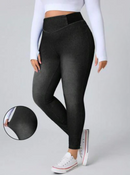 Calça jeans Feminina de Malha Cintura em V - Belle. Plus Size