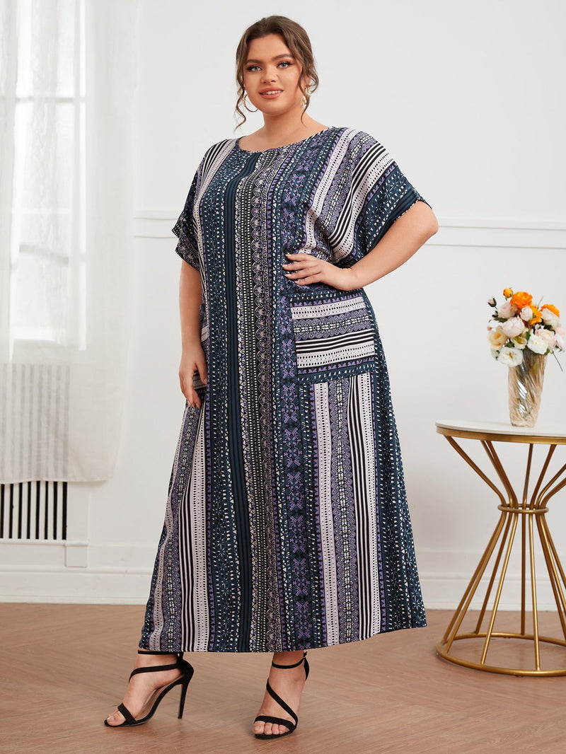 Túnica Feminina com Bolsos Frontal - Najila. Plus Size