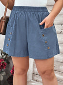 Shorts Feminino Solto com Decoração de Botão e Bolsos Elisa. Plus Size