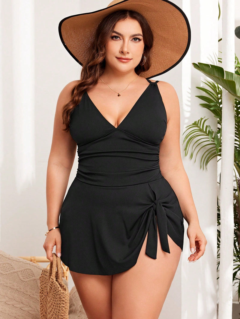 Maiô feminino tipo vestido Lucina. Plus Size