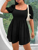 Macacão Feminino com Manga Bufante e Design Minimalista - Anísia. Plus Size.