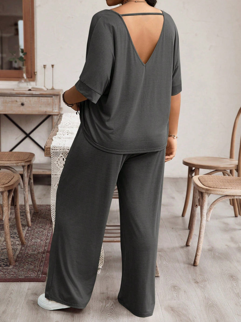 Conjunto Feminino camiseta com manga morcego e calça larga - Karol. Plus Size