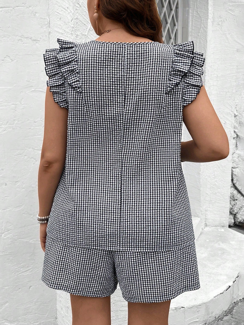 Conjunto Feminino com Blusa de Manga Curta Xadrez e Short - Mily. Plus Size