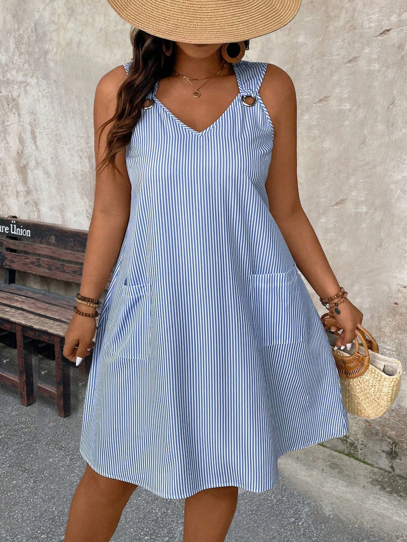 Vestido Feminino Reto sem Mangas - Naya. Plus Size