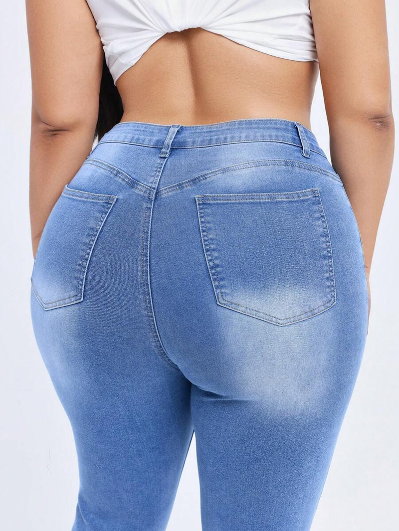 Calça Jeans Elástica Feminina com Bolsos - Hana. Plus Size