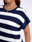 Vestido Feminino de Manga Curta e Listras Folgado - Taila. Plus Size