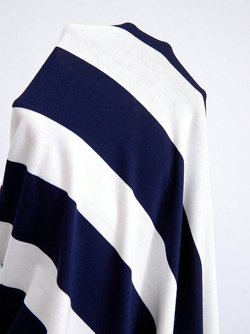 Vestido Feminino de Manga Curta e Listras Folgado - Taila. Plus Size