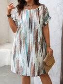 Vestido Feminino decote redondo e manga curta - Mika. Plus Size