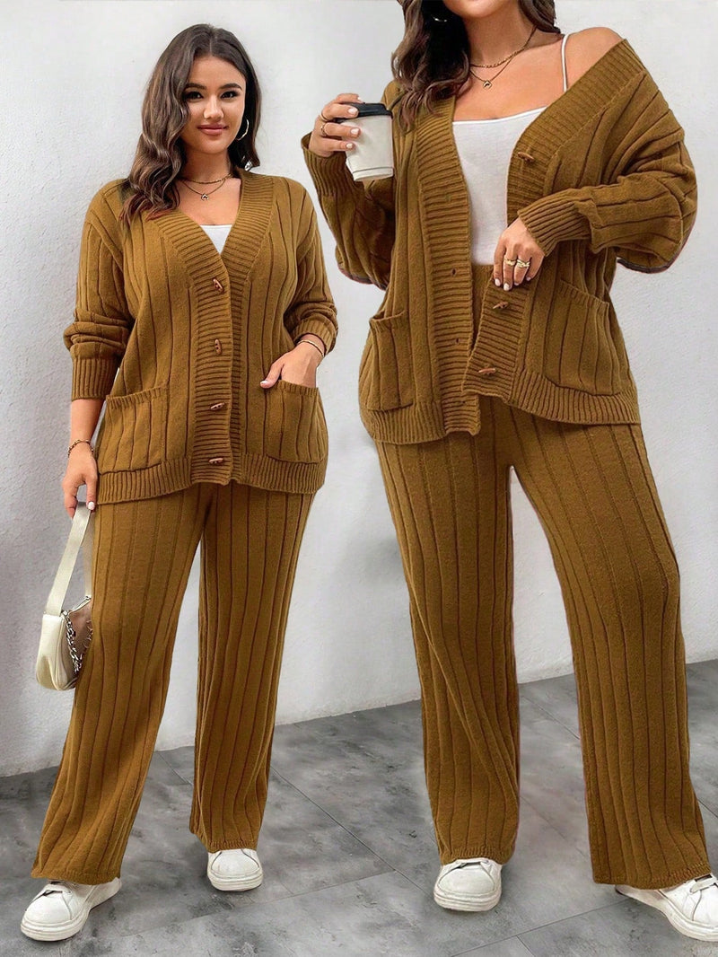 Conjunto Feminino Suéter de Malha Grossa e Calça Reta - Manuela. Plus Size