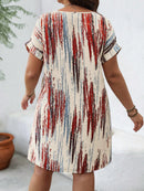 Vestido Feminino decote redondo e manga curta - Mika. Plus Size