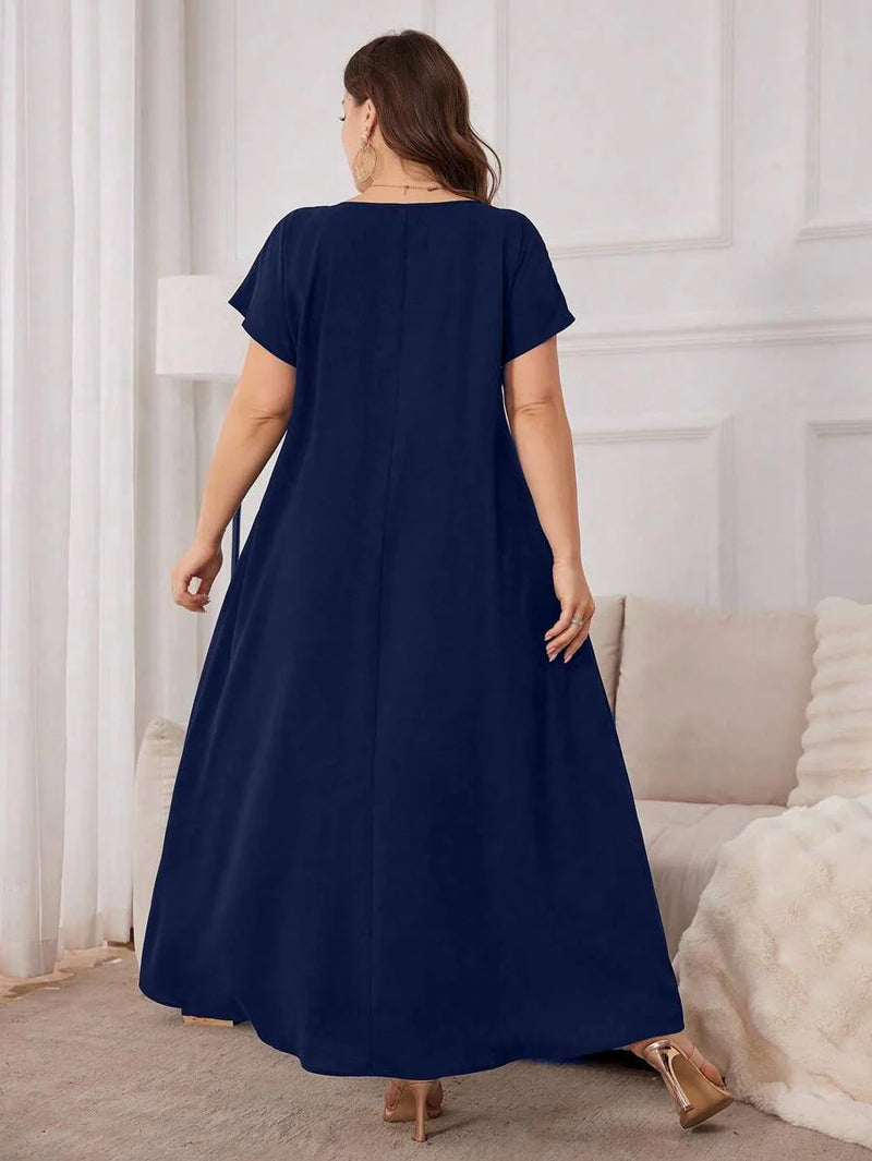 Túnica feminina com Bordado de manga curta - Rania. Plus Size