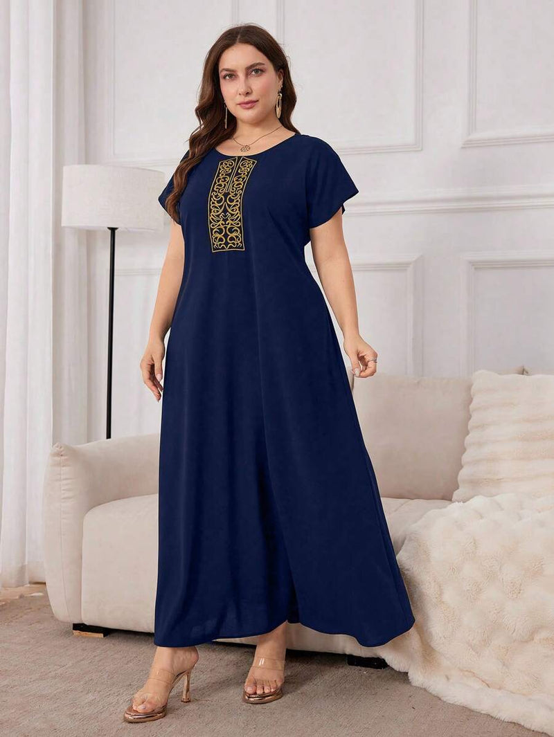 Túnica feminina com Bordado de manga curta - Rania. Plus Size