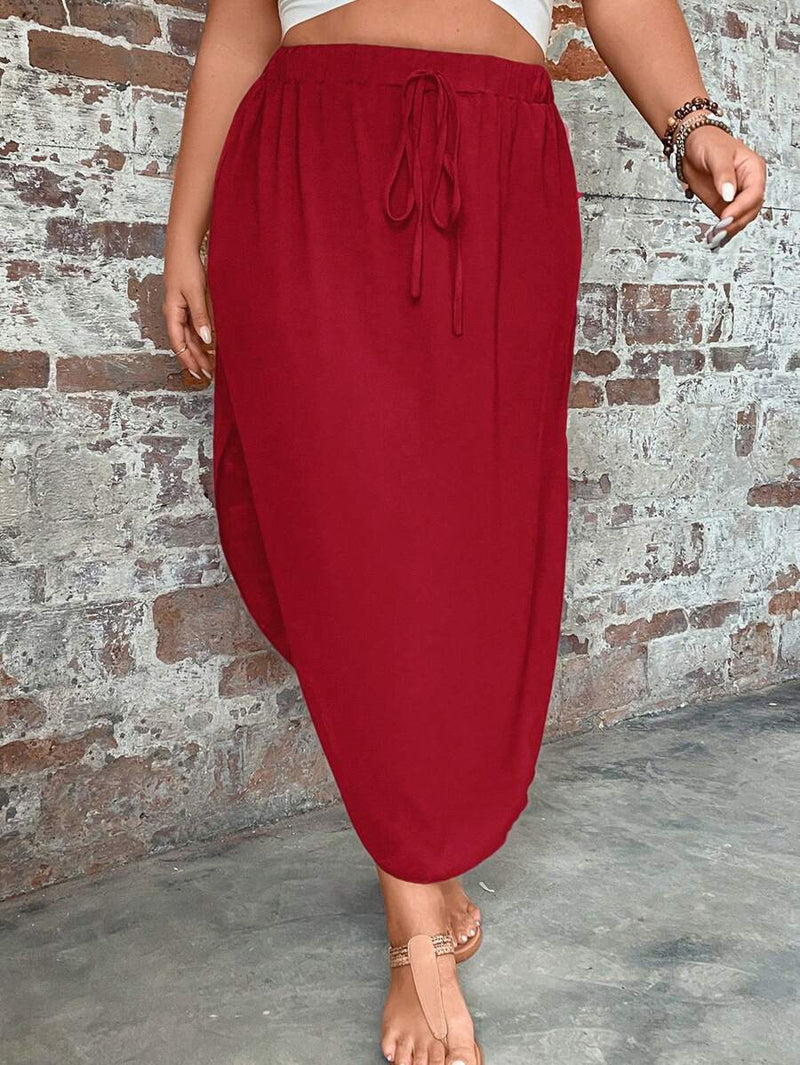 Saia Feminino com bainha curvada - Arienne. Plus size