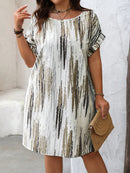 Vestido Feminino decote redondo e manga curta - Mika. Plus Size