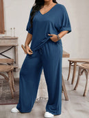 Conjunto Feminino camiseta com manga morcego e calça larga - Karol. Plus Size