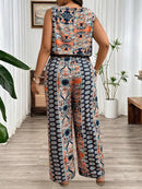 Macaquinho Feminino Sem Mangas e Cintura Elástica - Bella. Plus Size