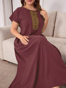 Túnica feminina com Bordado de manga curta - Rania. Plus Size