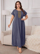 Túnica feminina com Bordado de manga curta - Rania. Plus Size