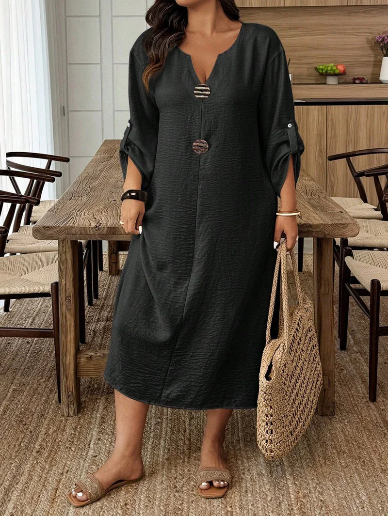 Túnica Casual Feminina com Decote Entalhado - Amira. Plus Size