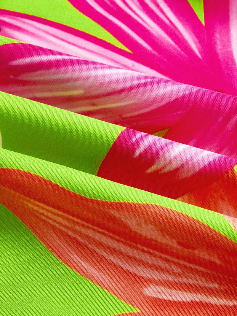 Conjunto Feminino com Decote Assimétrico e Estampa Completa - Monique. Plus Size