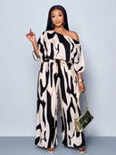 Conjunto Feminino com Decote Assimétrico e Estampa Completa - Monique. Plus Size