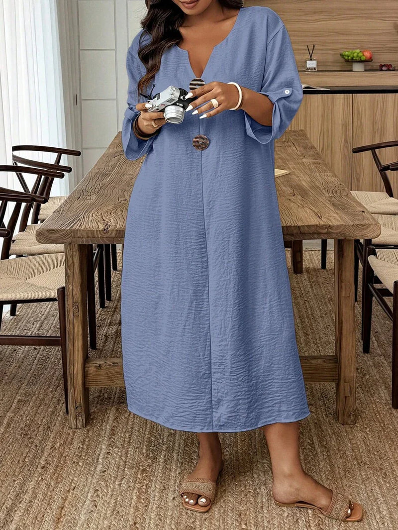 Túnica Casual Feminina com Decote Entalhado - Amira. Plus Size