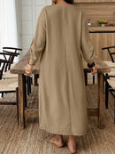 Túnica Casual Feminina com Decote Entalhado - Amira. Plus Size