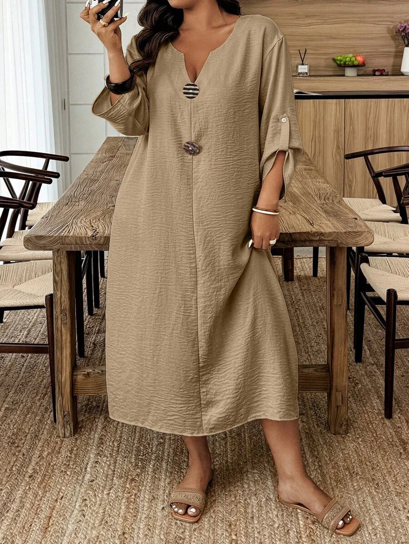 Túnica Casual Feminina com Decote Entalhado - Amira. Plus Size