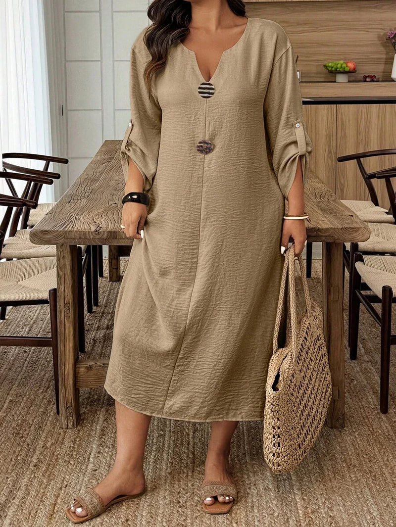 Túnica Casual Feminina com Decote Entalhado - Amira. Plus Size