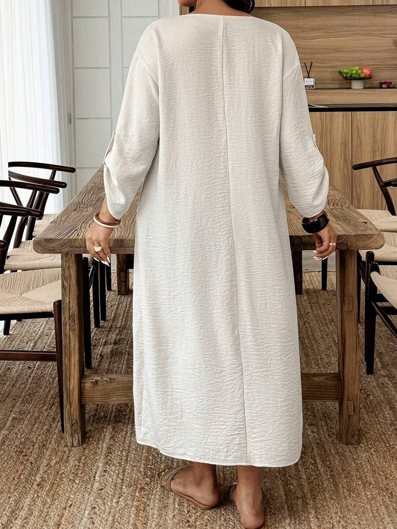 Túnica Casual Feminina com Decote Entalhado - Amira. Plus Size