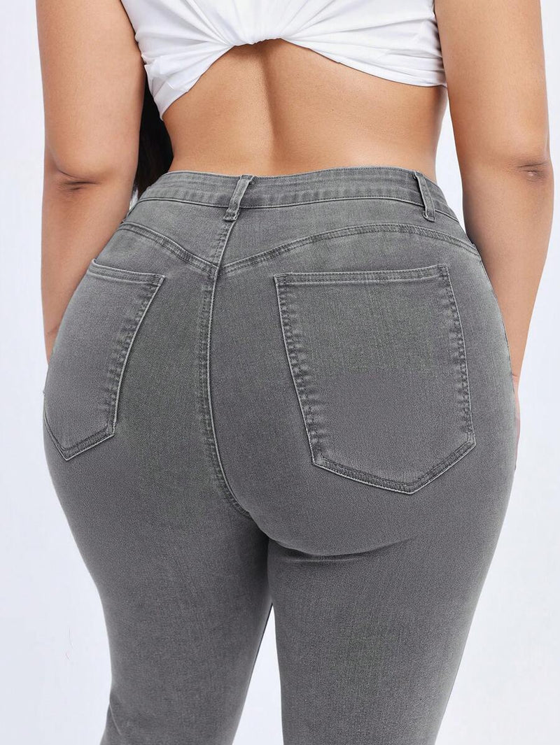 Calça Jeans Elástica Feminina com Bolsos - Hana. Plus Size