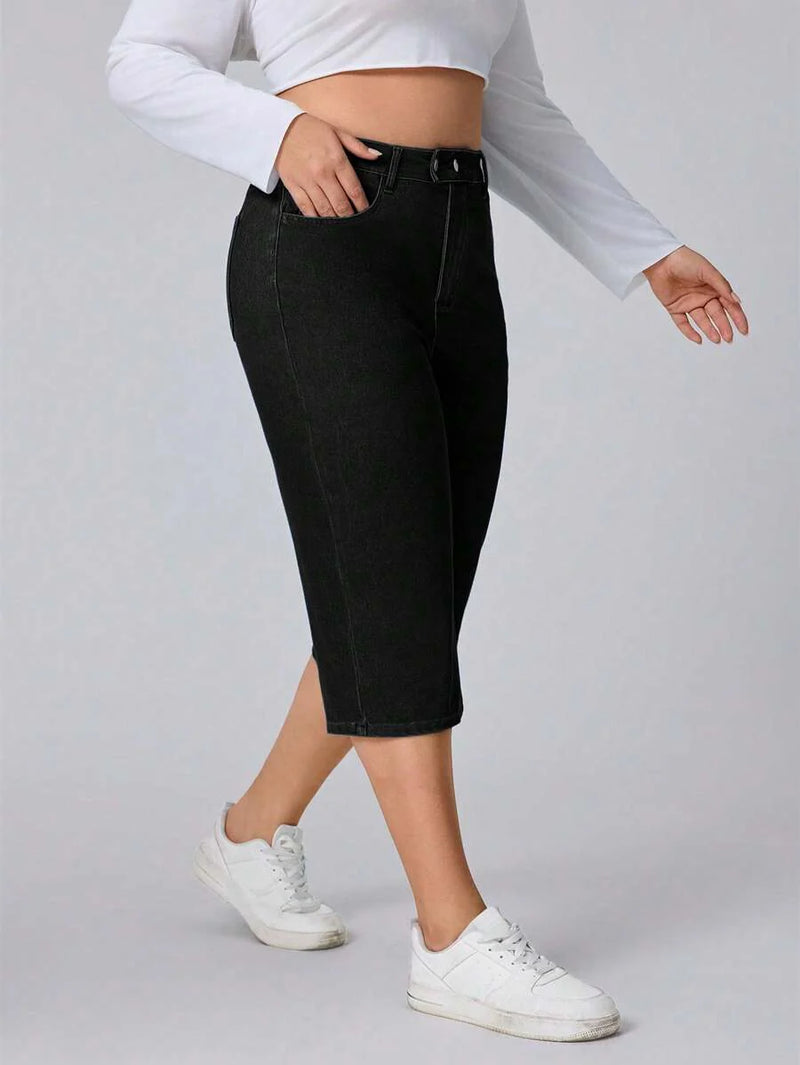 Calça Capri Jeans Feminina de Perna Reta - Elara. Plus Size