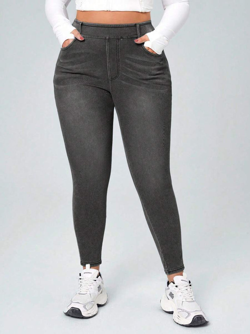 Calça Jeans Feminina Com Cintura Elástica - Diana. Plus Size