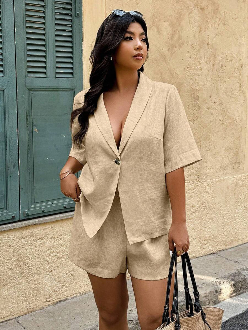 Conjunto 2 peças Feminino com Jaqueta de Gola Xale e Shorts - Mavie. Plus Size