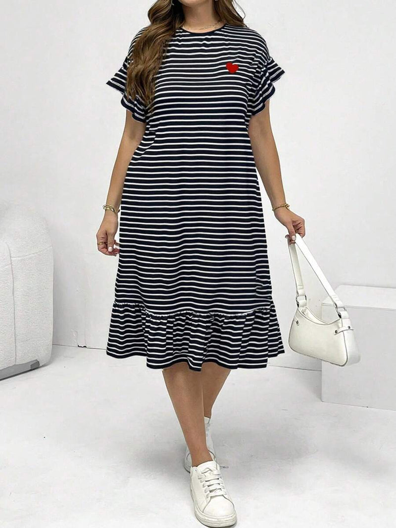 Vestido Feminino Midi Listrado com Babados - Amélie. Plus Size