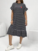 Vestido Feminino Midi Listrado com Babados - Amélie. Plus Size