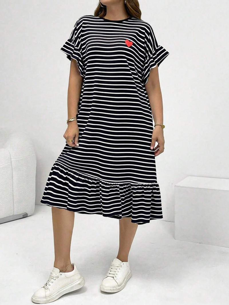 Vestido Feminino Midi Listrado com Babados - Amélie. Plus Size