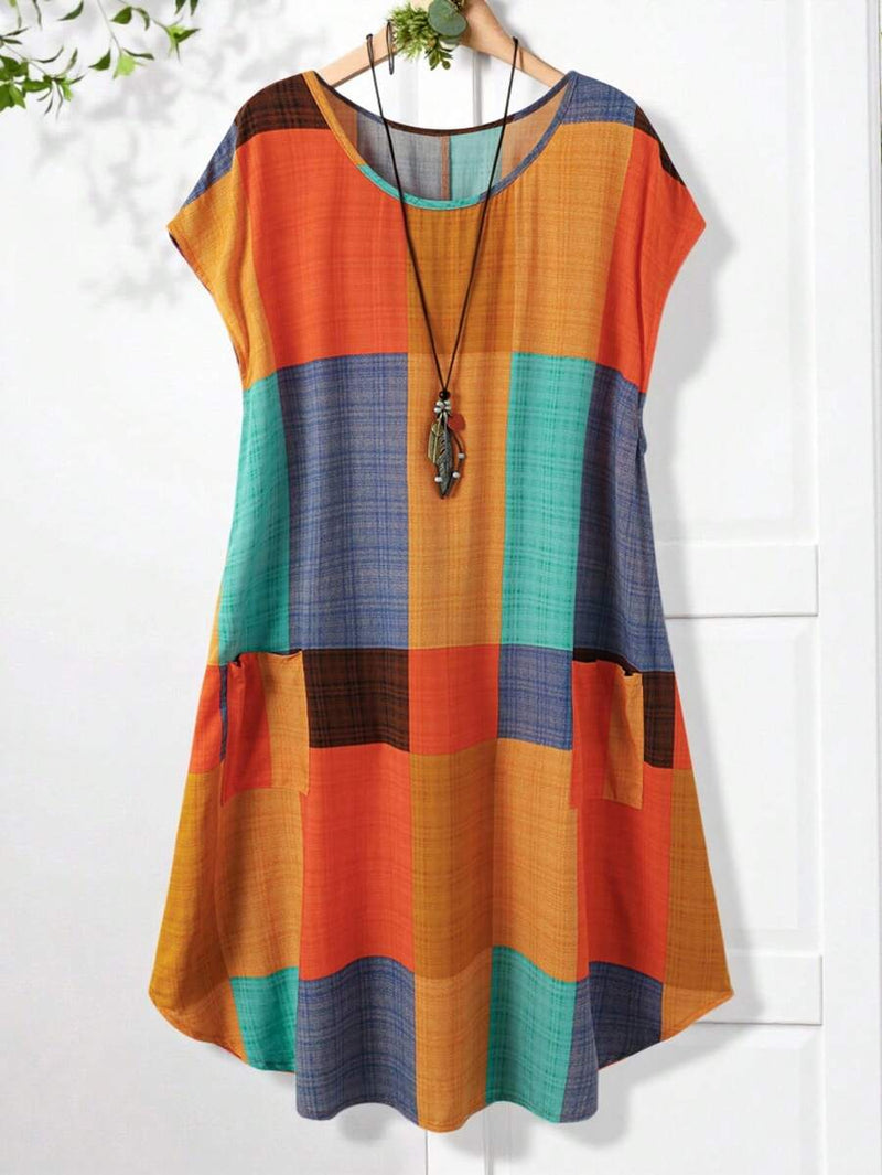 Vestido Feminino Casual de Manga Curta - Camille. Plus Size