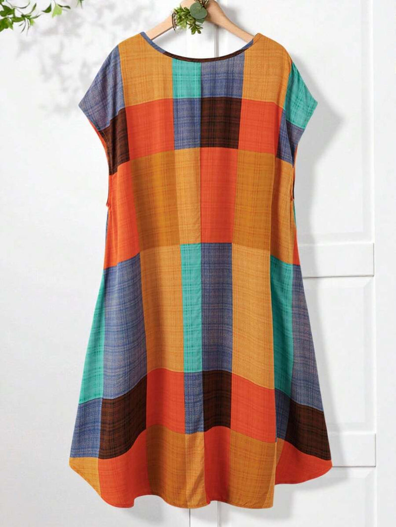 Vestido Feminino Casual de Manga Curta - Camille. Plus Size