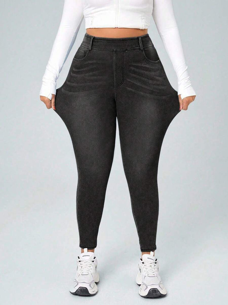 Calça Jeans Feminina Com Cintura Elástica - Diana. Plus Size