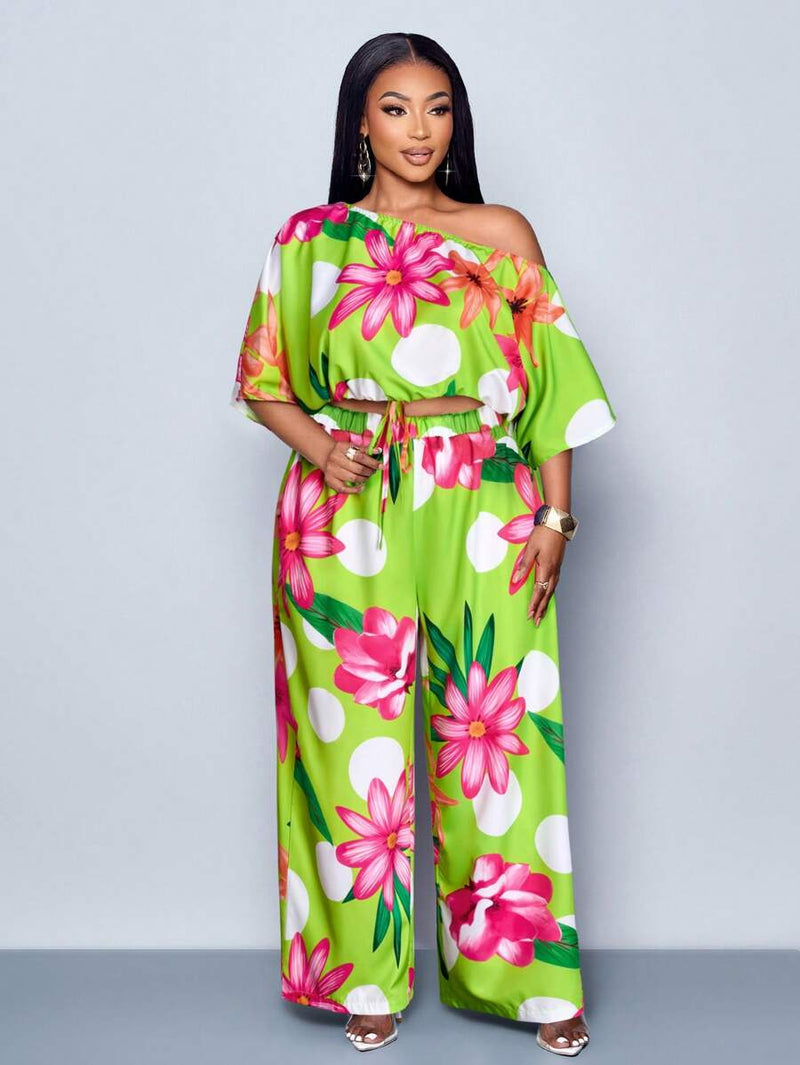 Conjunto Feminino com Decote Assimétrico e Estampa Completa - Monique. Plus Size