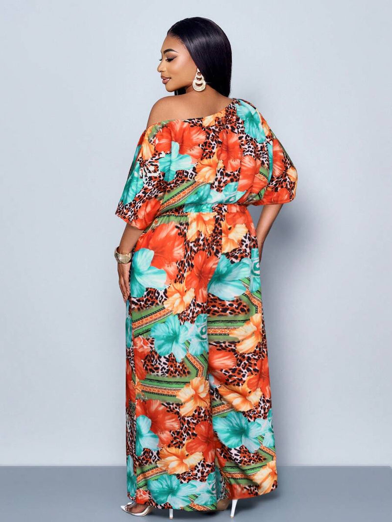 Conjunto Feminino com Decote Assimétrico e Estampa Completa - Monique. Plus Size