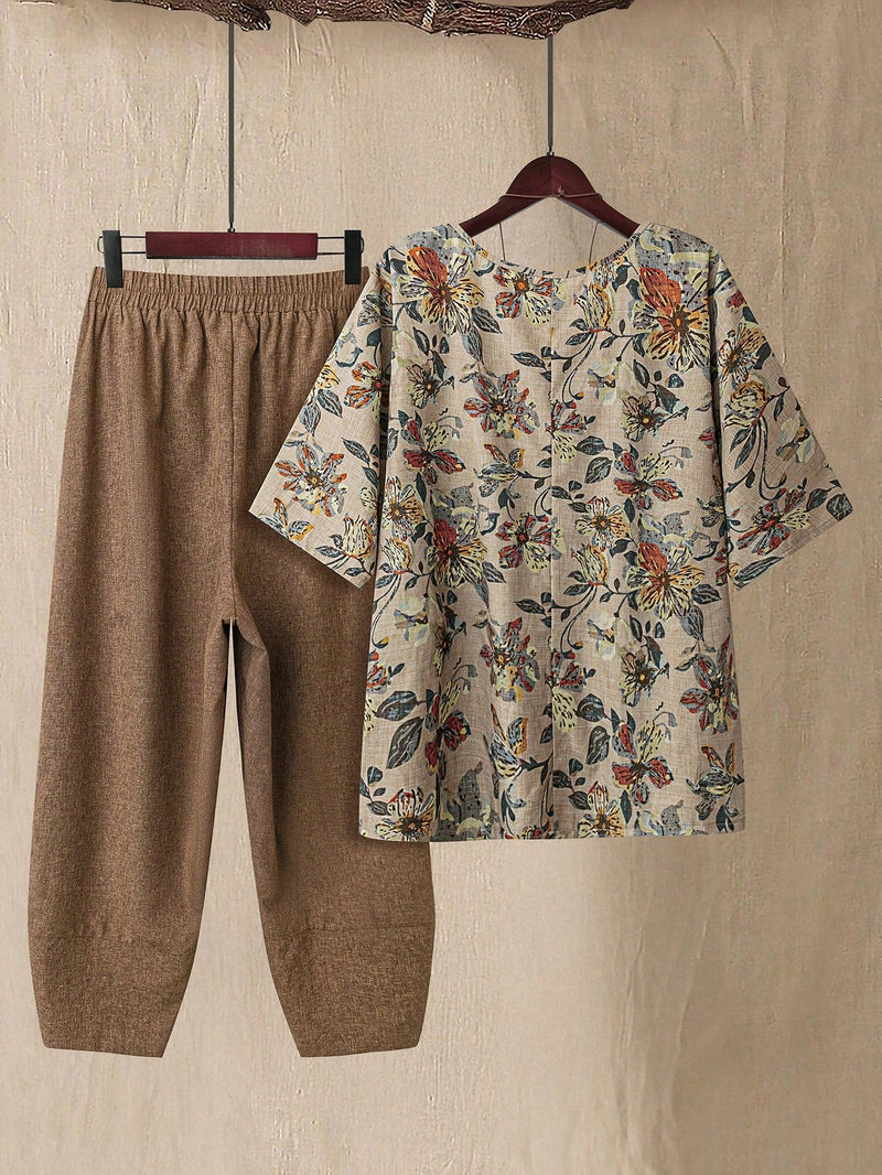 Conjunto Feminino de Camisa com Estampa Floral e Calça Cropped - Ivone. Plus Size