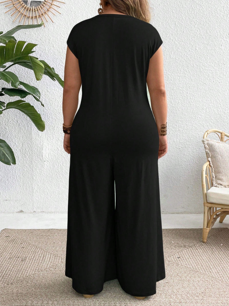 Macacão Feminino com Fechamento Frontal em Botões e Tecido Leve - Ilza. Plus Size