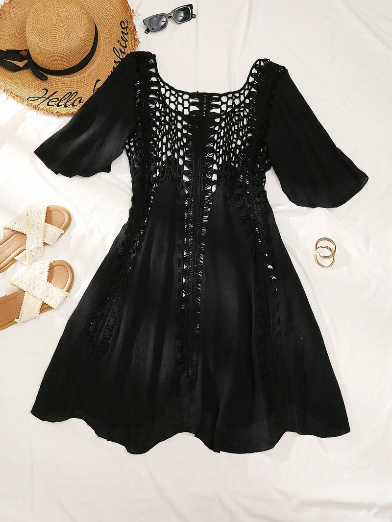 Vestido de Cobertura Feminino com Inserções em Crochê e Mangas Fluidas - Beatriz. Plus Size