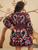 Vestido Feminino Curto Manga Longa Decote em V Cíntia. Plus Size