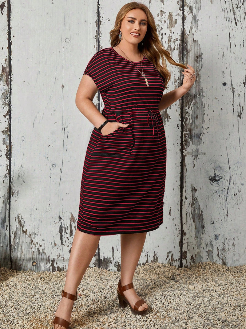 Vestido Feminino Listrado com Cintura Ajustável - Larissa. Plus Size