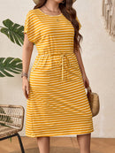 Vestido Feminino Listrado com Cintura Ajustável - Larissa. Plus Size