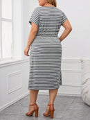 Vestido Feminino Listrado com Cintura Ajustável - Larissa. Plus Size