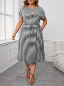 Vestido Feminino Listrado com Cintura Ajustável - Larissa. Plus Size